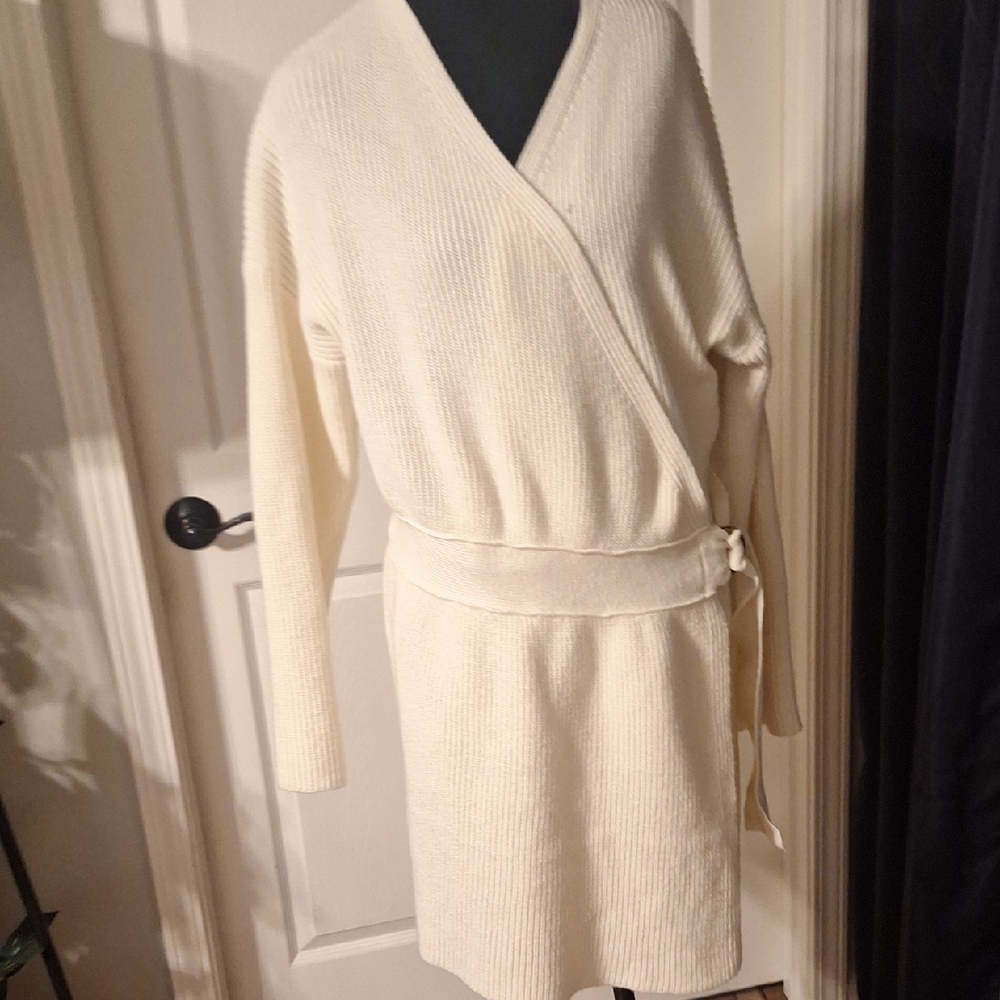 Francesca's Collections Cream Wrap Cardigan